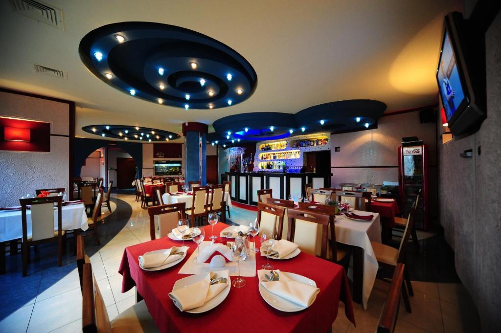 Hotel Spinaker Leba Exterior photo